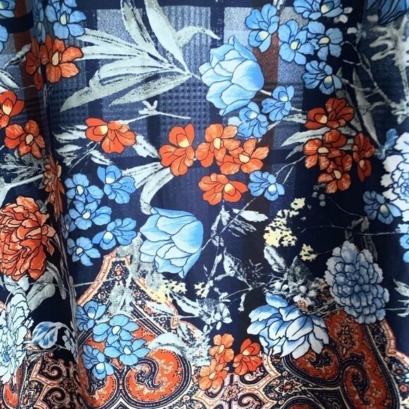 Floral Tunic  - Picture 3 of 5